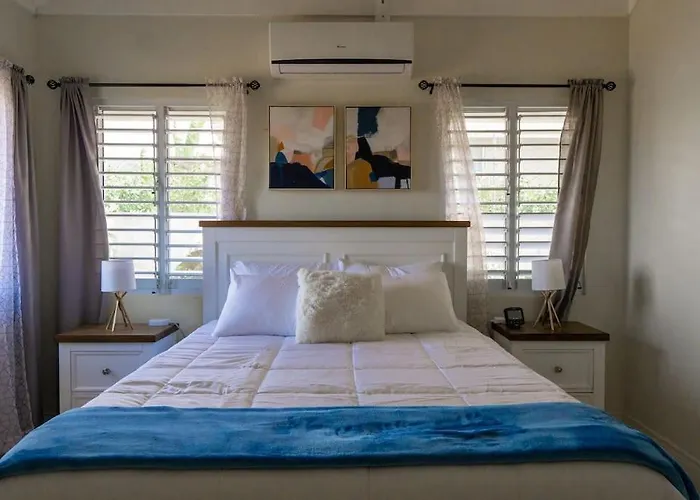 Coastal Haven: Your Tropical Oasis